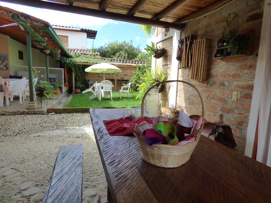Hotel Kantarrana Urbana Jardin Exterior photo